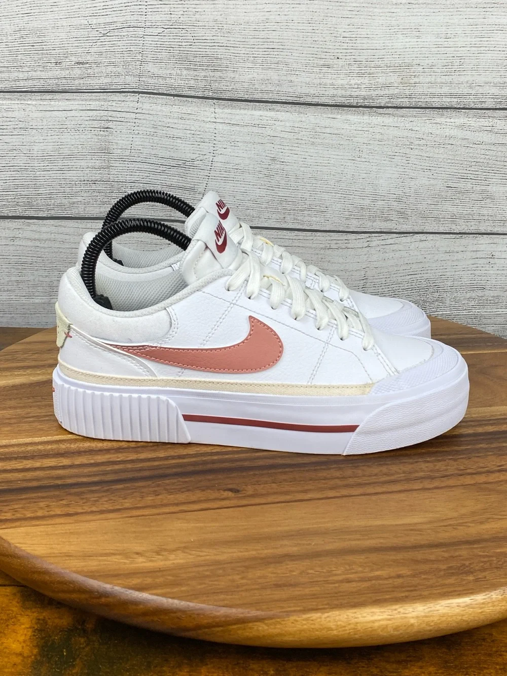 Nike Court Legacy Lift White Guava Ice Platform Shoe FQ8782-100 Women’s Size 6.5